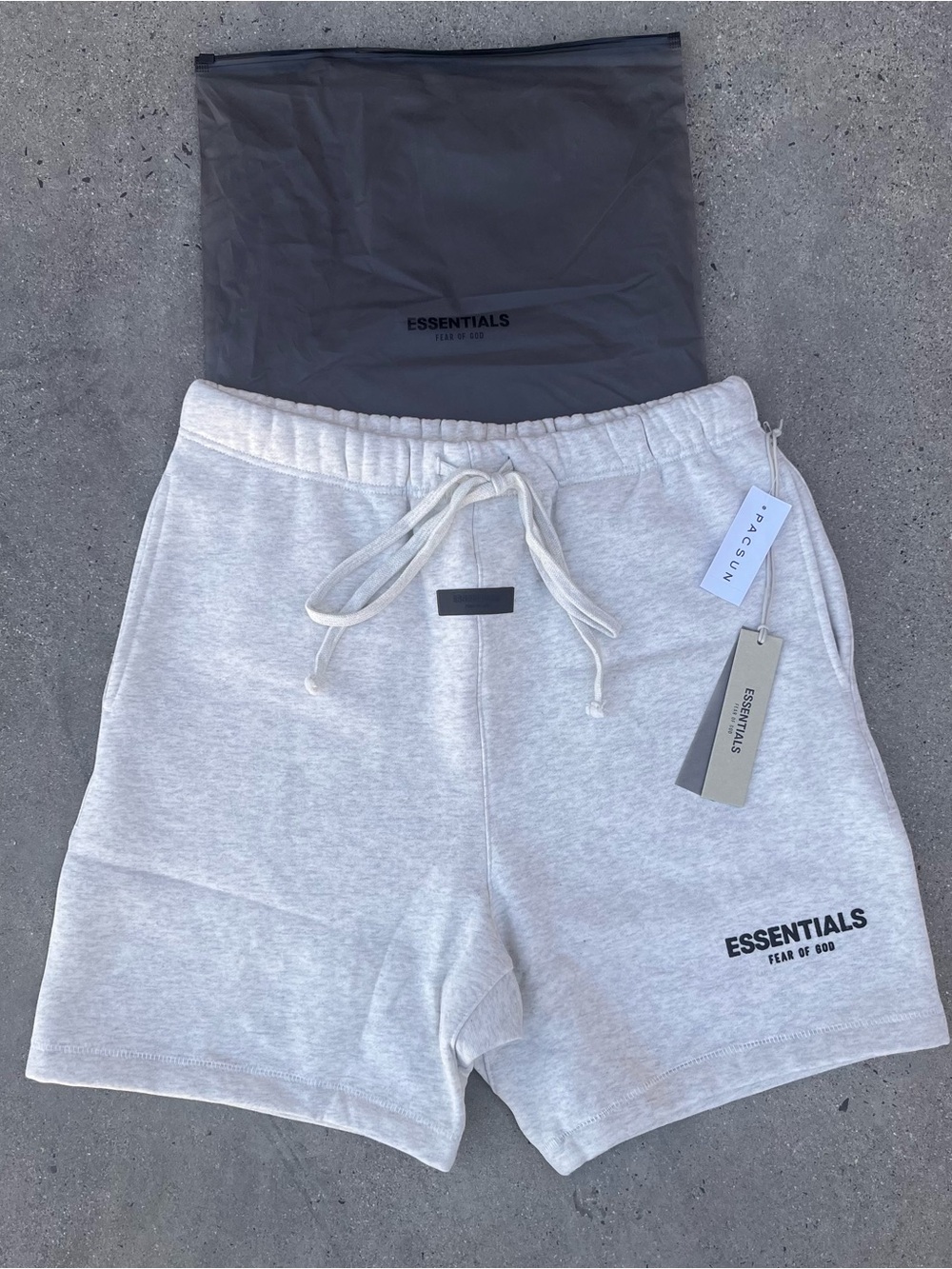 ESSENTIALS Fear Of God Light Gray sweat Shorts